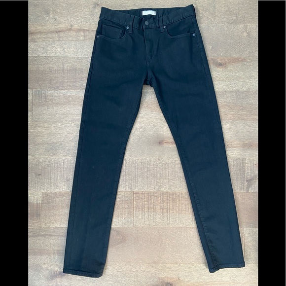 UNI QLO WOMENS BLACK JEANS SIZE 30. PROBABLY WORM ONCE! In excellent condition. - Picture 2 of 7